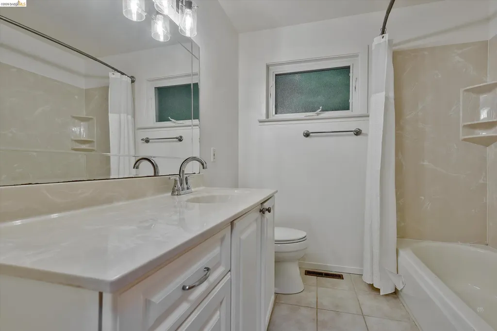 9 Wildwood Road Orinda CA 94563
