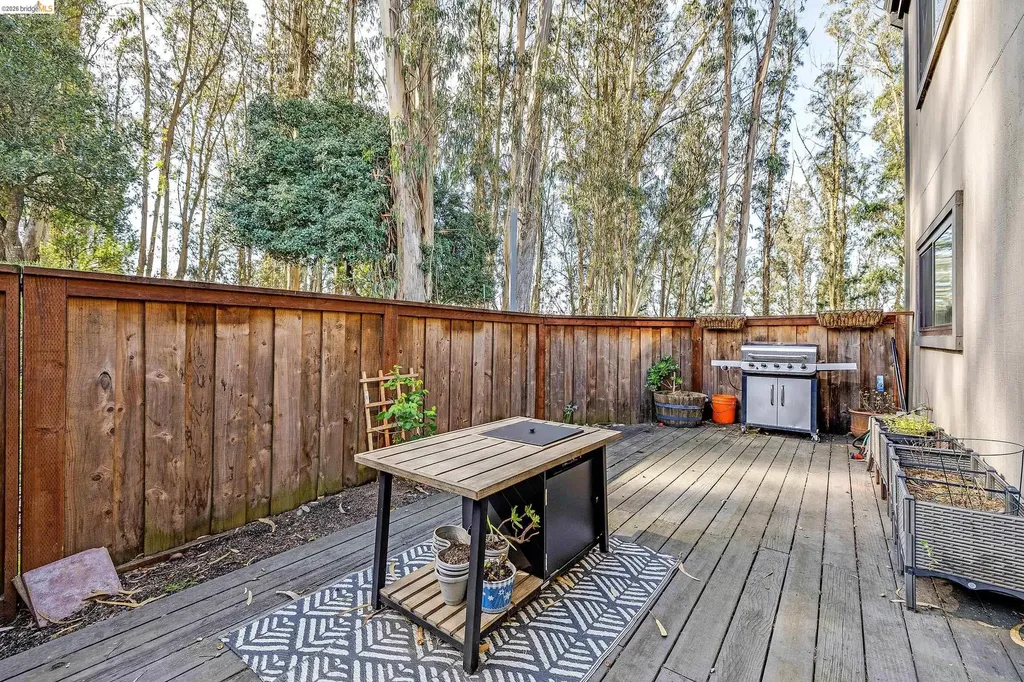 407 Vista Heights Road El Cerrito CA 94530