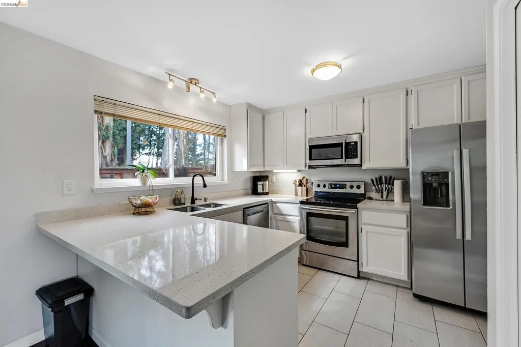 407 Vista Heights Road El Cerrito CA 94530