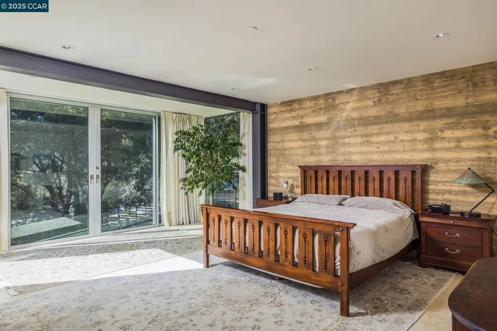 2 Crane Court Orinda CA 94563