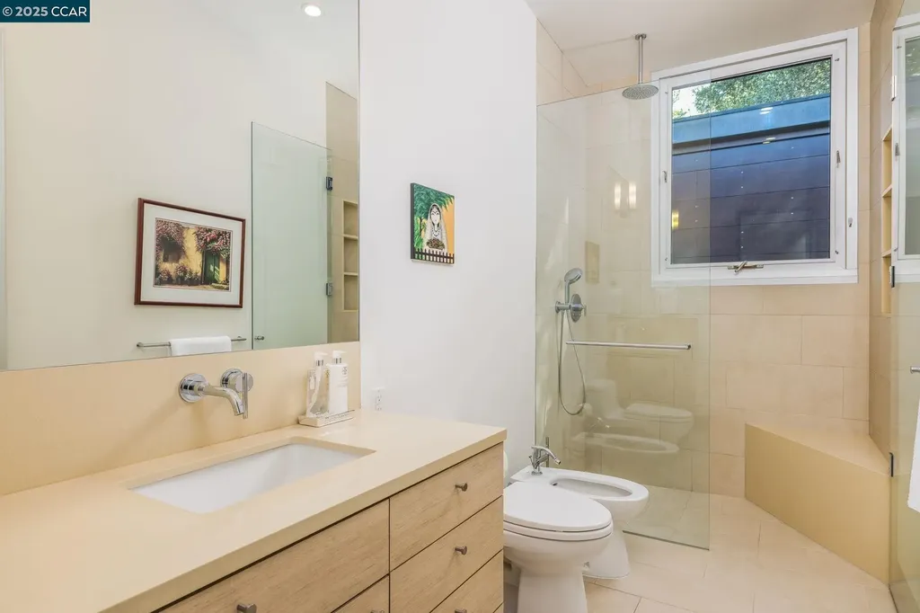 2 Crane Court Orinda CA 94563