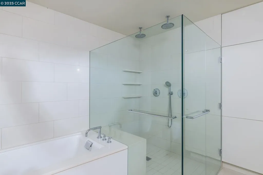2 Crane Court Orinda CA 94563