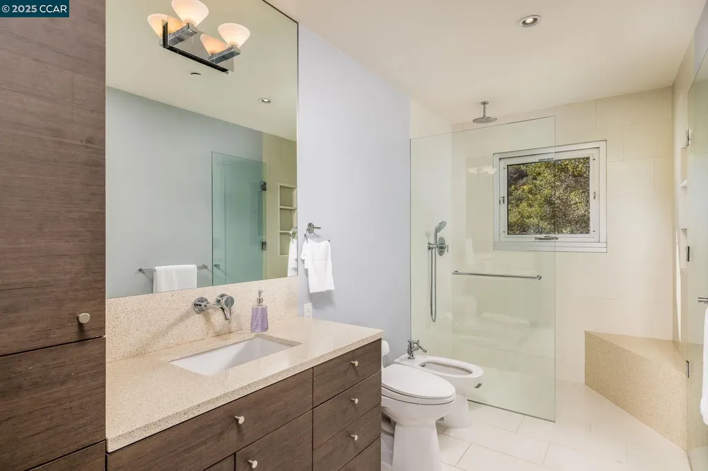 2 Crane Court Orinda CA 94563