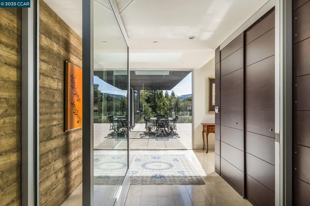 2 Crane Court Orinda CA 94563