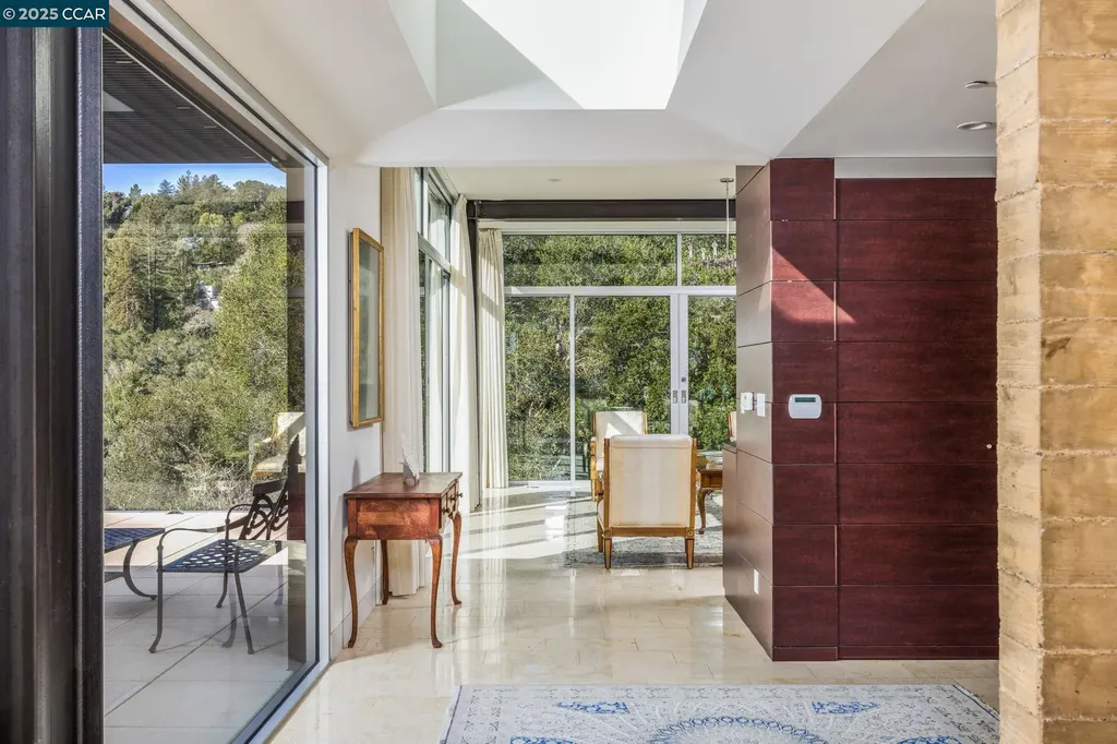 2 Crane Court Orinda CA 94563