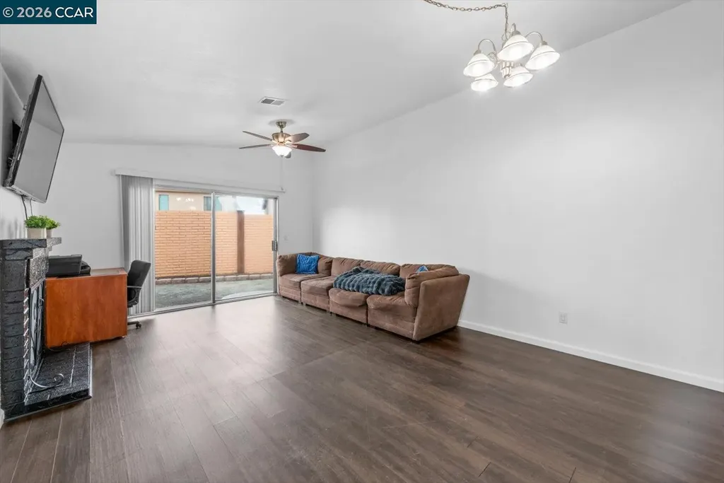 288 Cashew Lane Oakley CA 94561