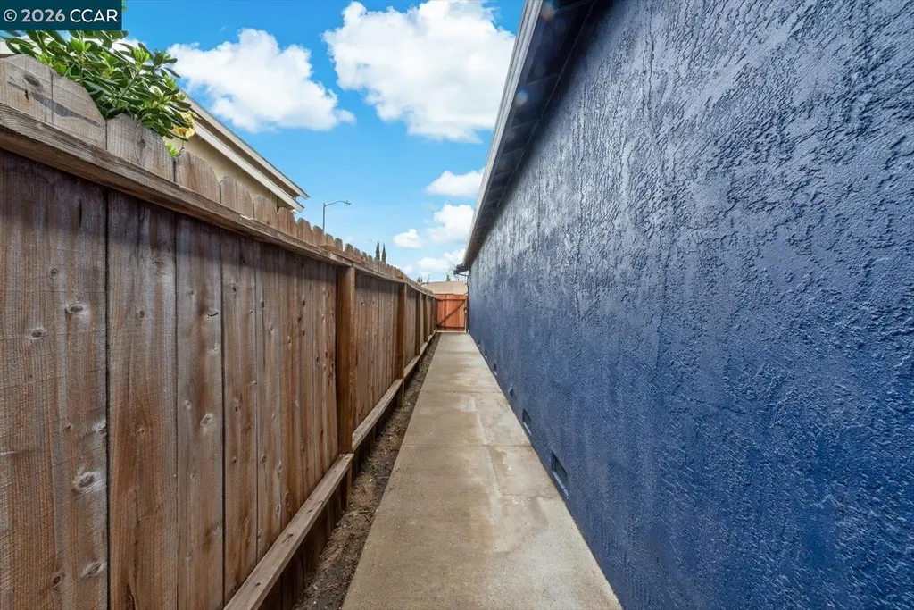 288 Cashew Lane Oakley CA 94561