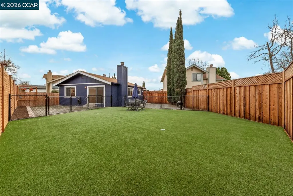 288 Cashew Lane Oakley CA 94561
