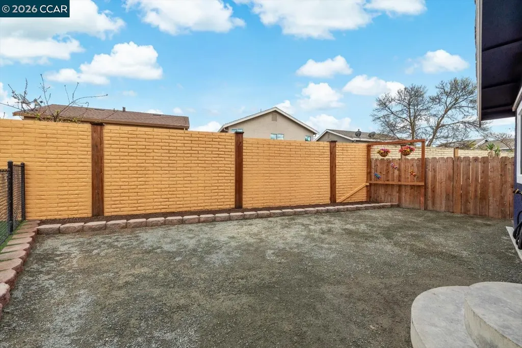 288 Cashew Lane Oakley CA 94561