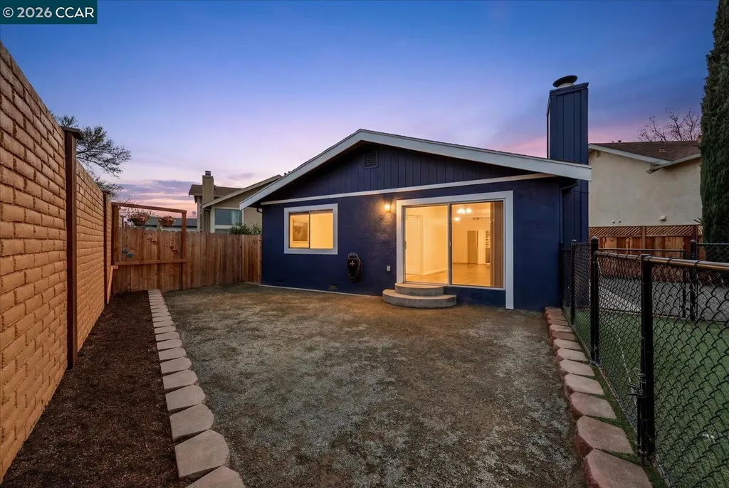 288 Cashew Lane Oakley CA 94561
