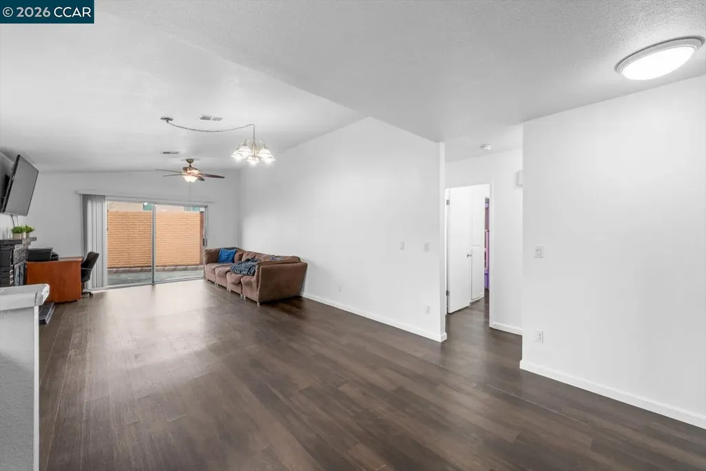 288 Cashew Lane Oakley CA 94561