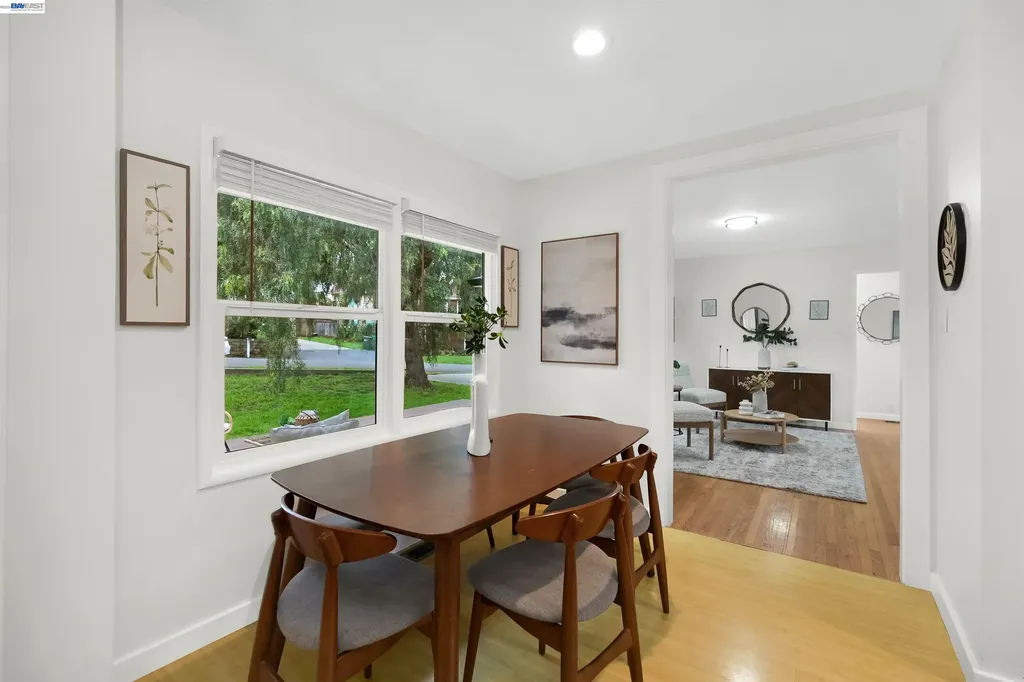 25480 University Court Hayward CA 94542