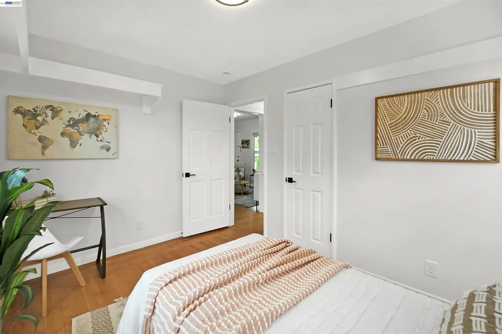 25480 University Court Hayward CA 94542