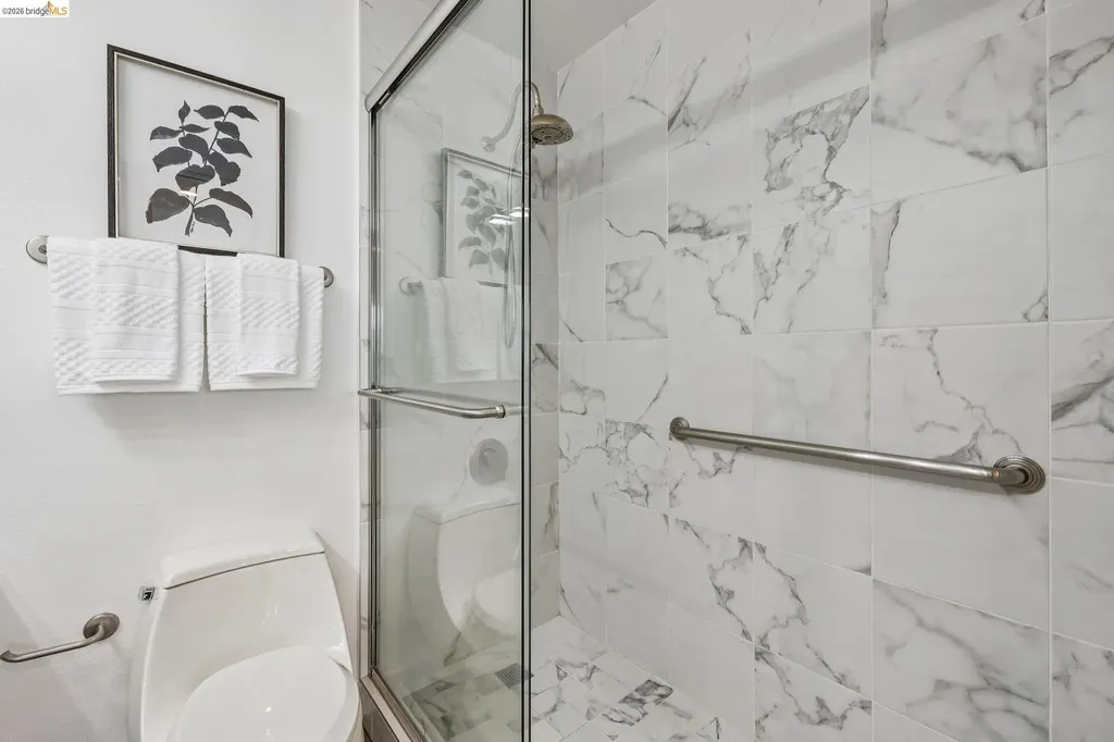 565 Bellevue Avenue Oakland CA 94610