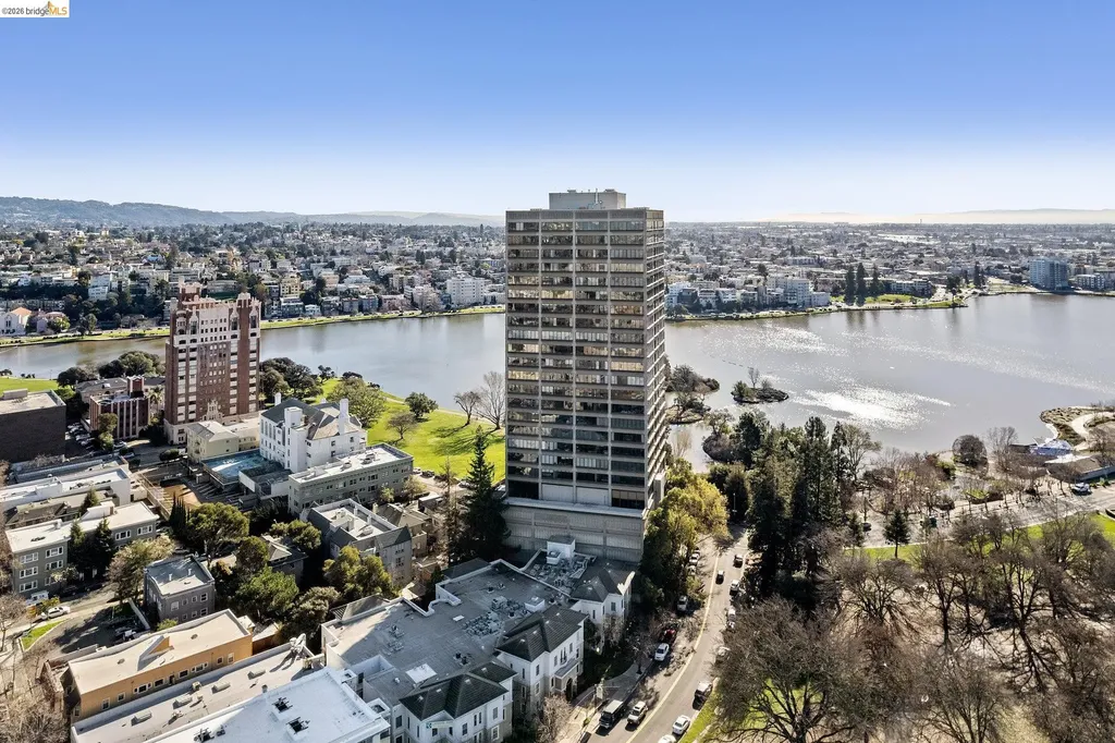565 Bellevue Avenue Oakland CA 94610