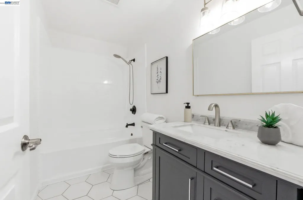 5228 Falmouth Place Newark CA 94560