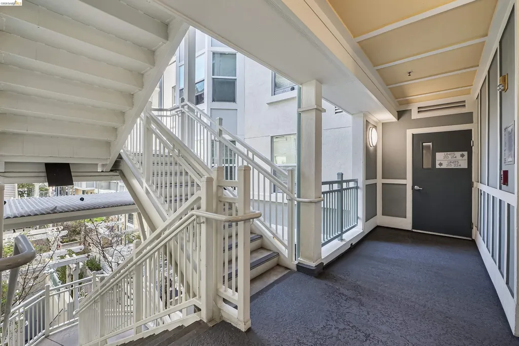 655 12th Street Oakland CA 94607