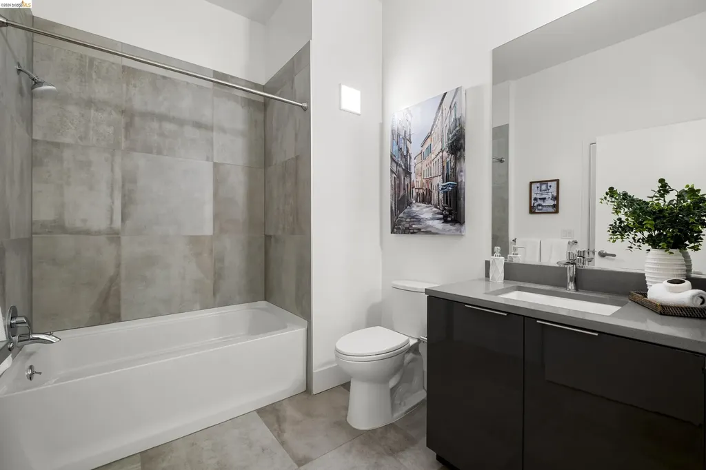 1545 32nd Street Oakland CA 94608