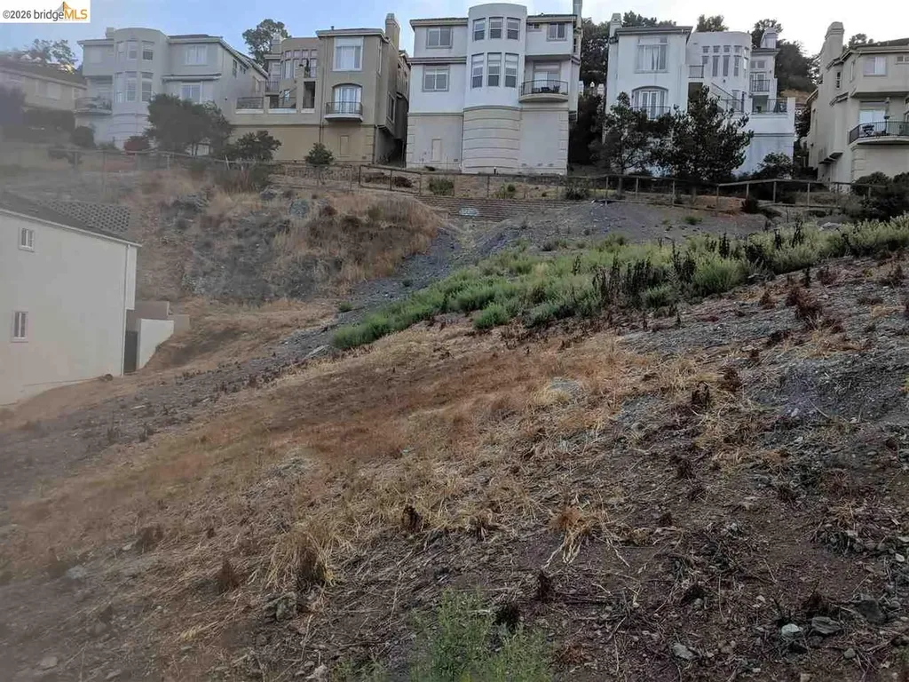 0 Redwood Road Oakland CA 94619