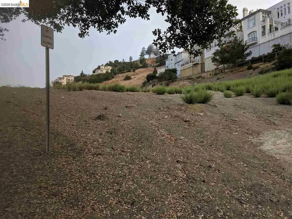 0 Redwood Road Oakland CA 94619