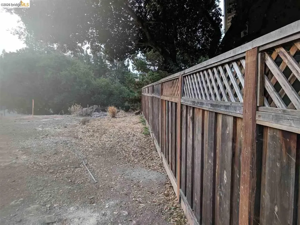 0 Redwood Road Oakland CA 94619