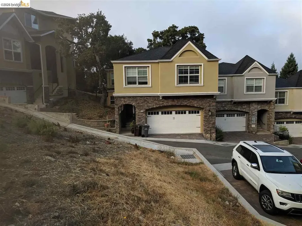 0 Redwood Road Oakland CA 94619
