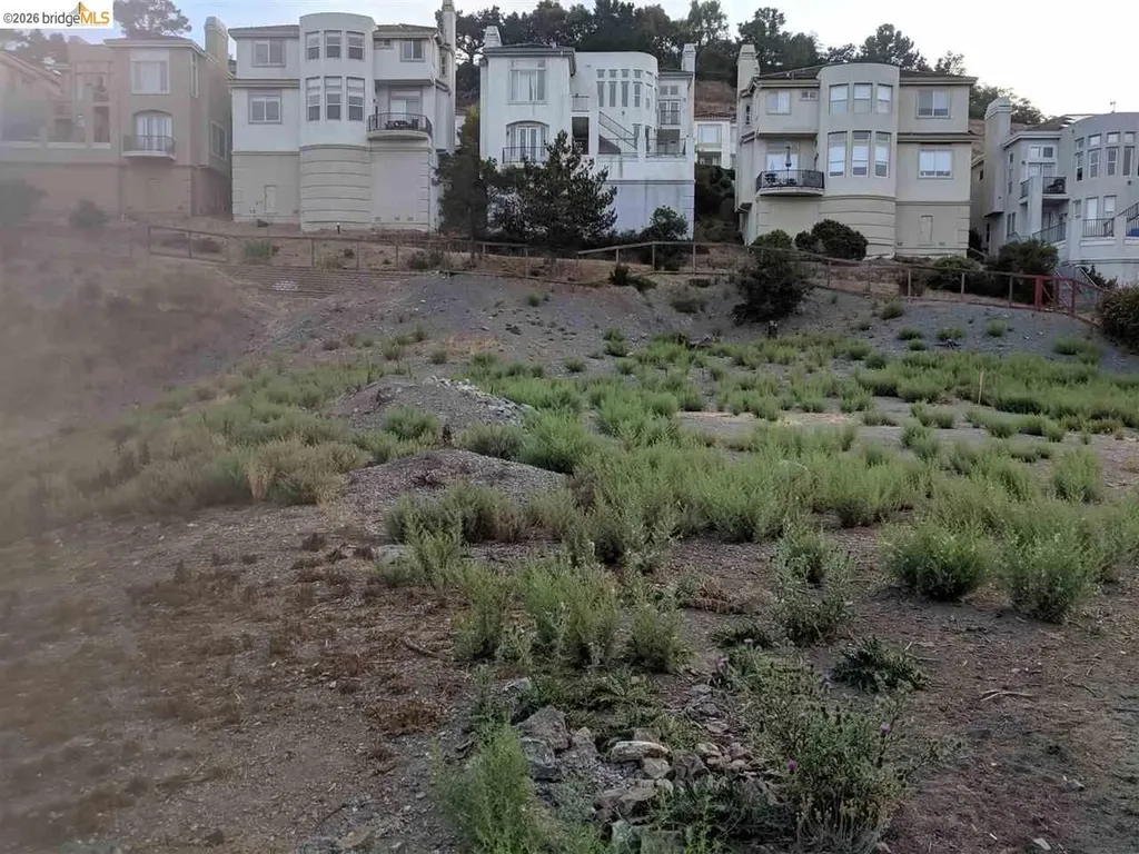 0 Redwood Road Oakland CA 94619