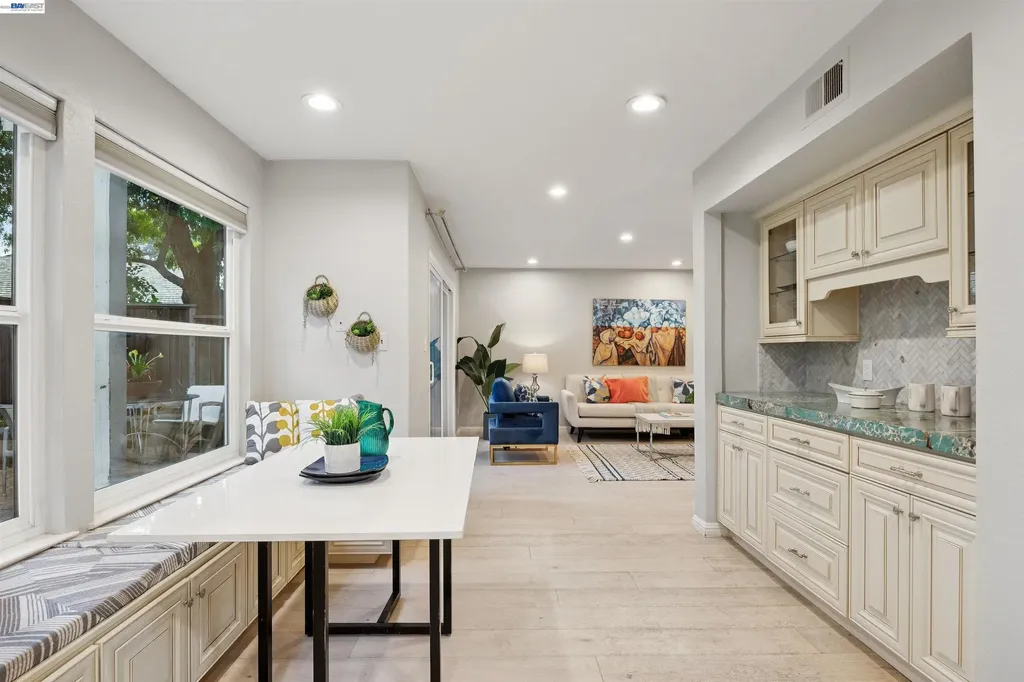 30 Sea Bridge Alameda CA 94502