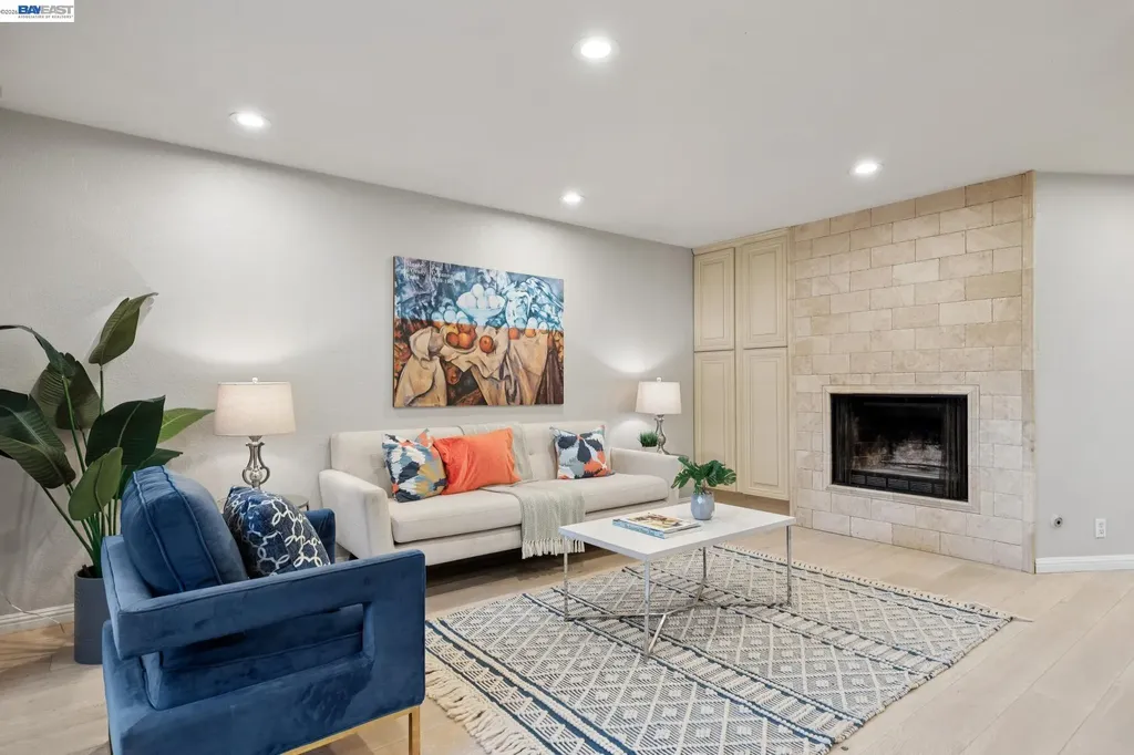 30 Sea Bridge Alameda CA 94502