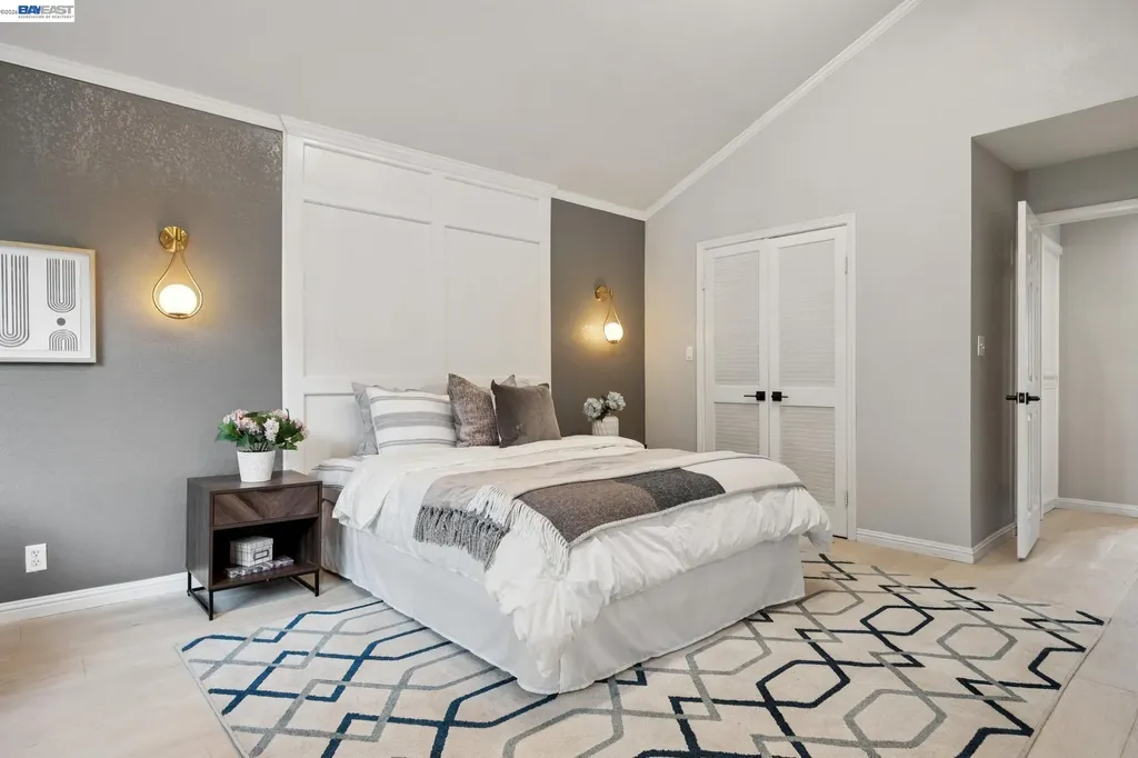 30 Sea Bridge Alameda CA 94502