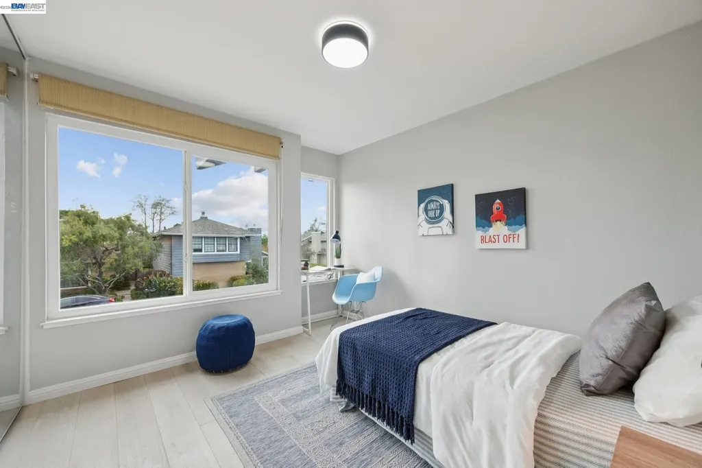 30 Sea Bridge Alameda CA 94502