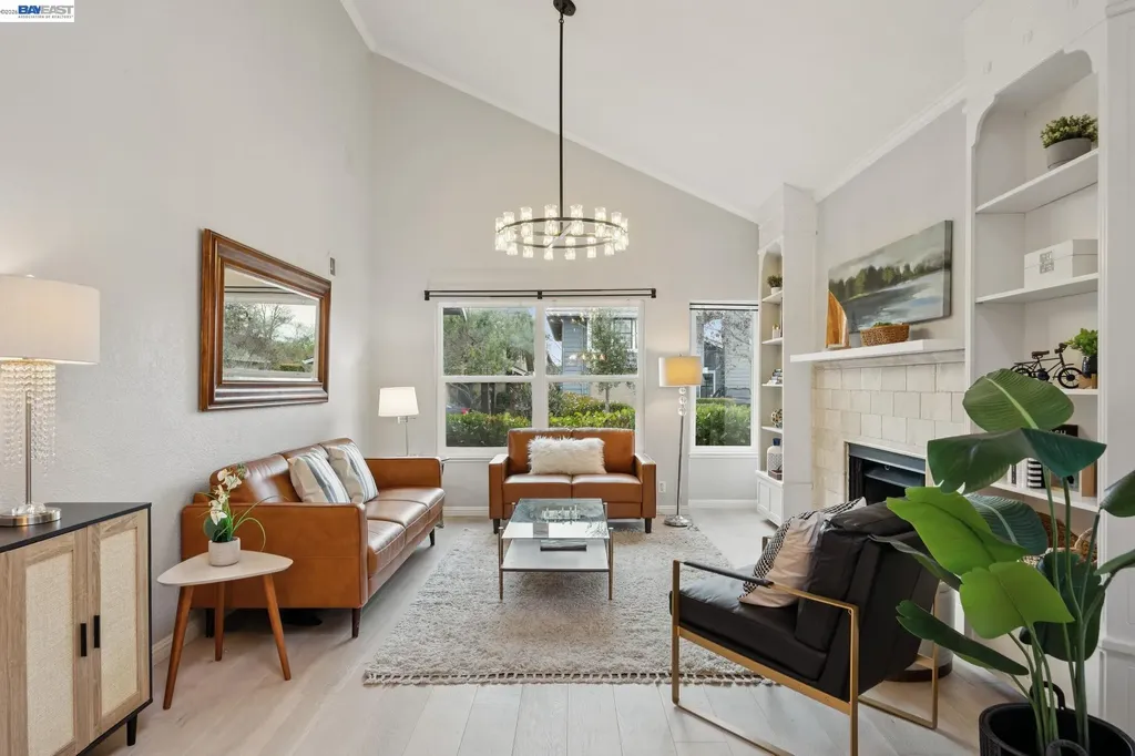 30 Sea Bridge Alameda CA 94502