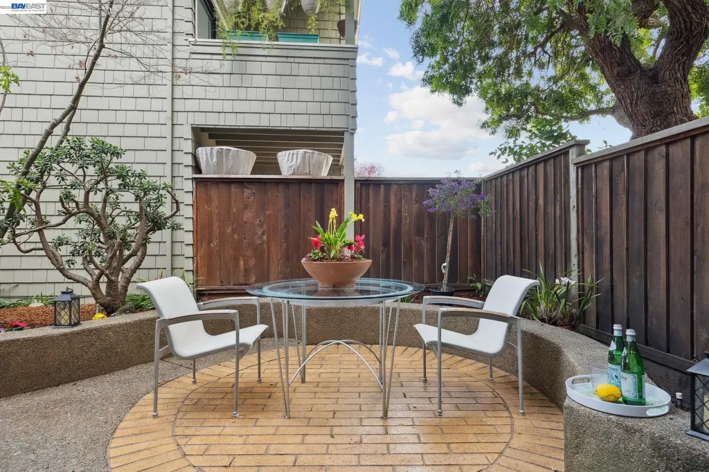 30 Sea Bridge Alameda CA 94502