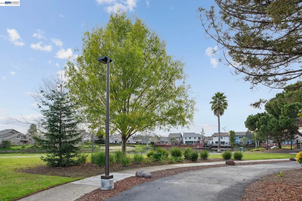 30 Sea Bridge Alameda CA 94502