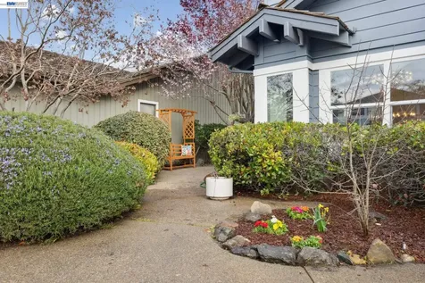 30 Sea Bridge Alameda CA 94502