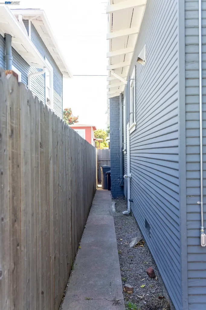 2921 Havenscourt Boulevard Oakland CA 94605