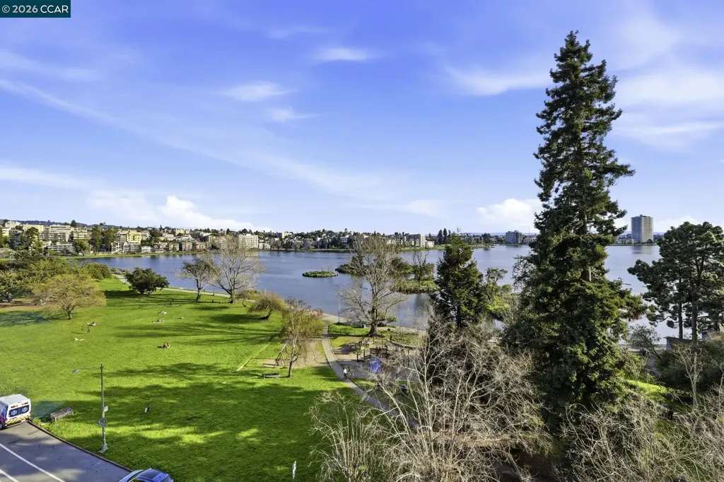 565 Bellevue Avenue Oakland CA 94610