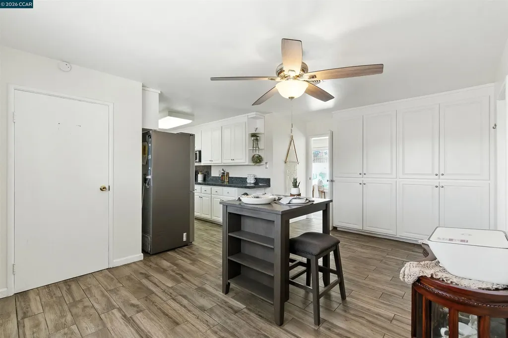 1201 Valle Vista Avenue Vallejo CA 94589