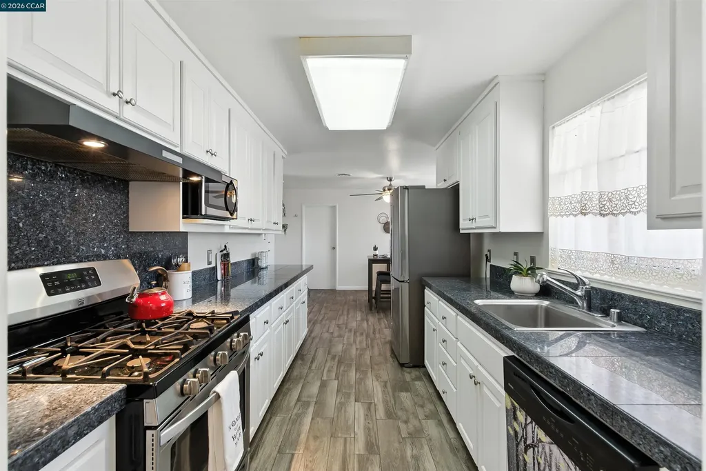 1201 Valle Vista Avenue Vallejo CA 94589