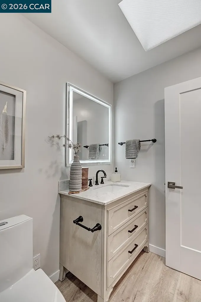 2016 Pine Knoll Walnut Creek CA 94595