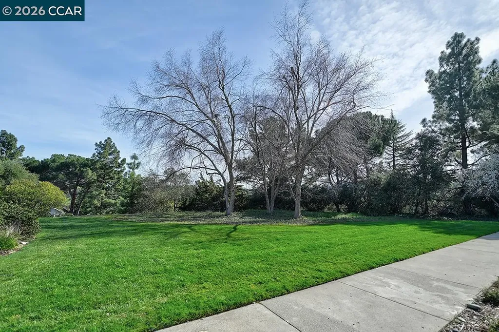 2016 Pine Knoll Walnut Creek CA 94595