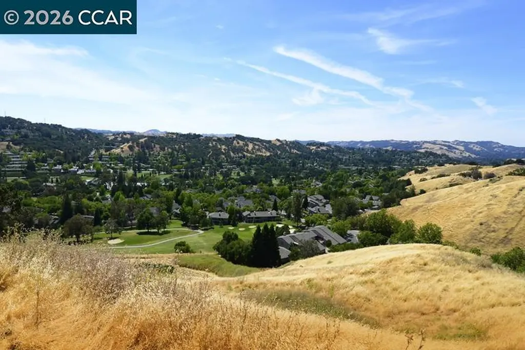 2016 Pine Knoll Walnut Creek CA 94595