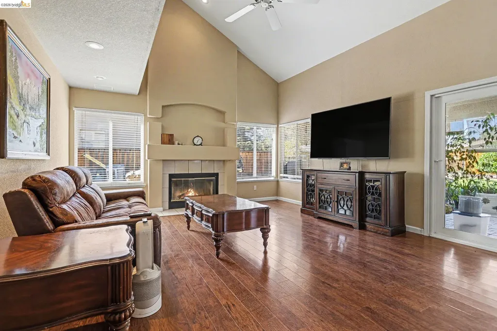 925 Outrigger Circle Brentwood CA 94513