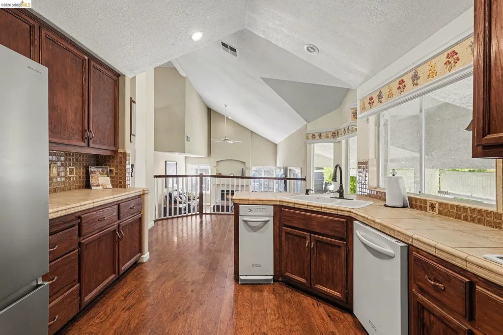 925 Outrigger Circle Brentwood CA 94513
