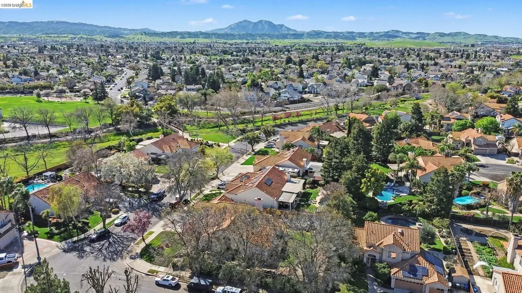 925 Outrigger Circle Brentwood CA 94513