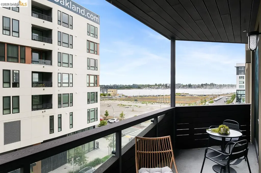 260 Brooklyn Basin Way Oakland CA 94606