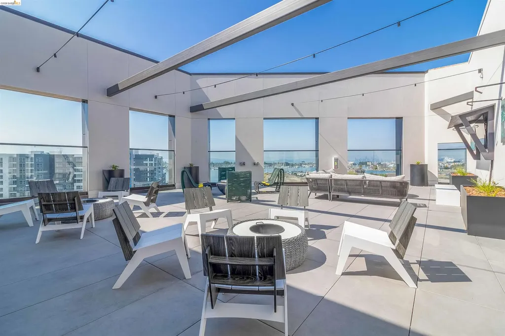 260 Brooklyn Basin Way Oakland CA 94606