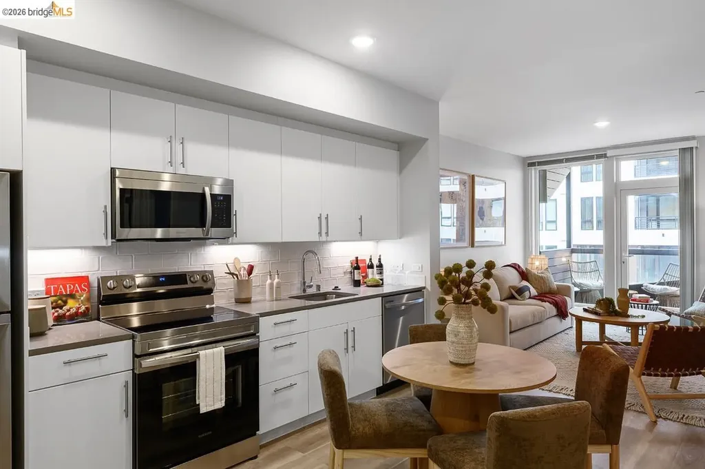 260 Brooklyn Basin Way Oakland CA 94606