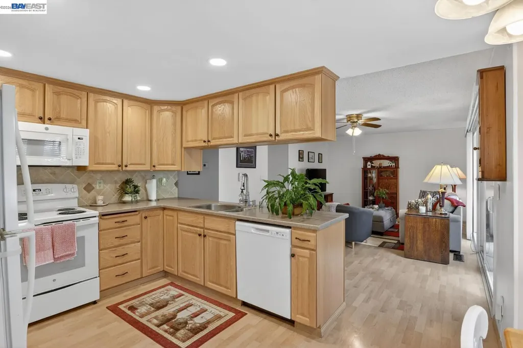 5827 Cold Water Drive Castro Valley CA 94552