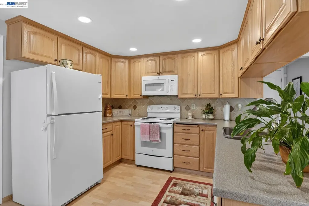 5827 Cold Water Drive Castro Valley CA 94552